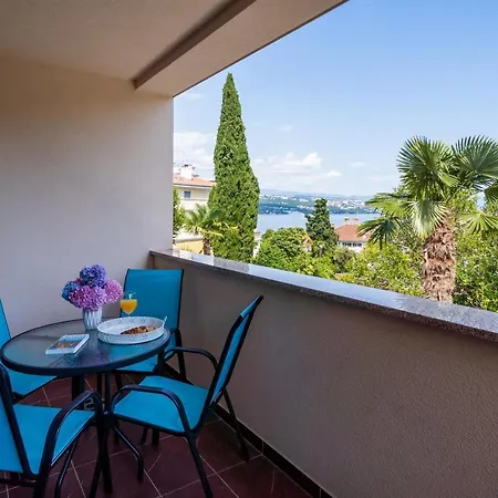 Apartment Downtown Helena Opatija